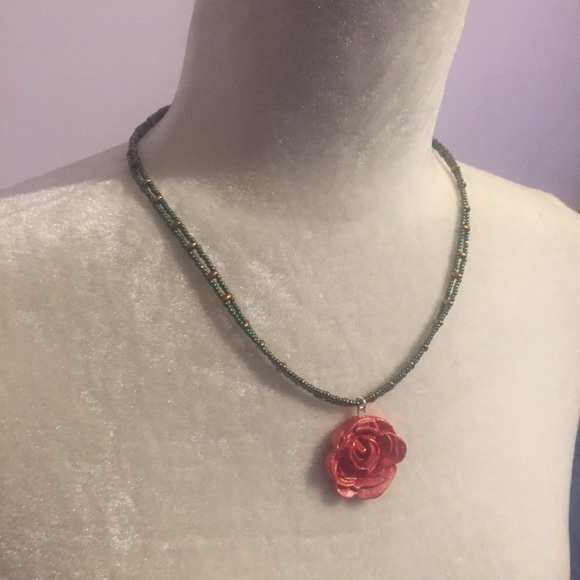 Rose necklace - Picture 6 of 6